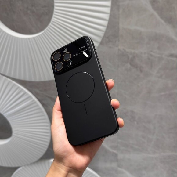 Cream iPhone16 Case - Picture 1 of 2